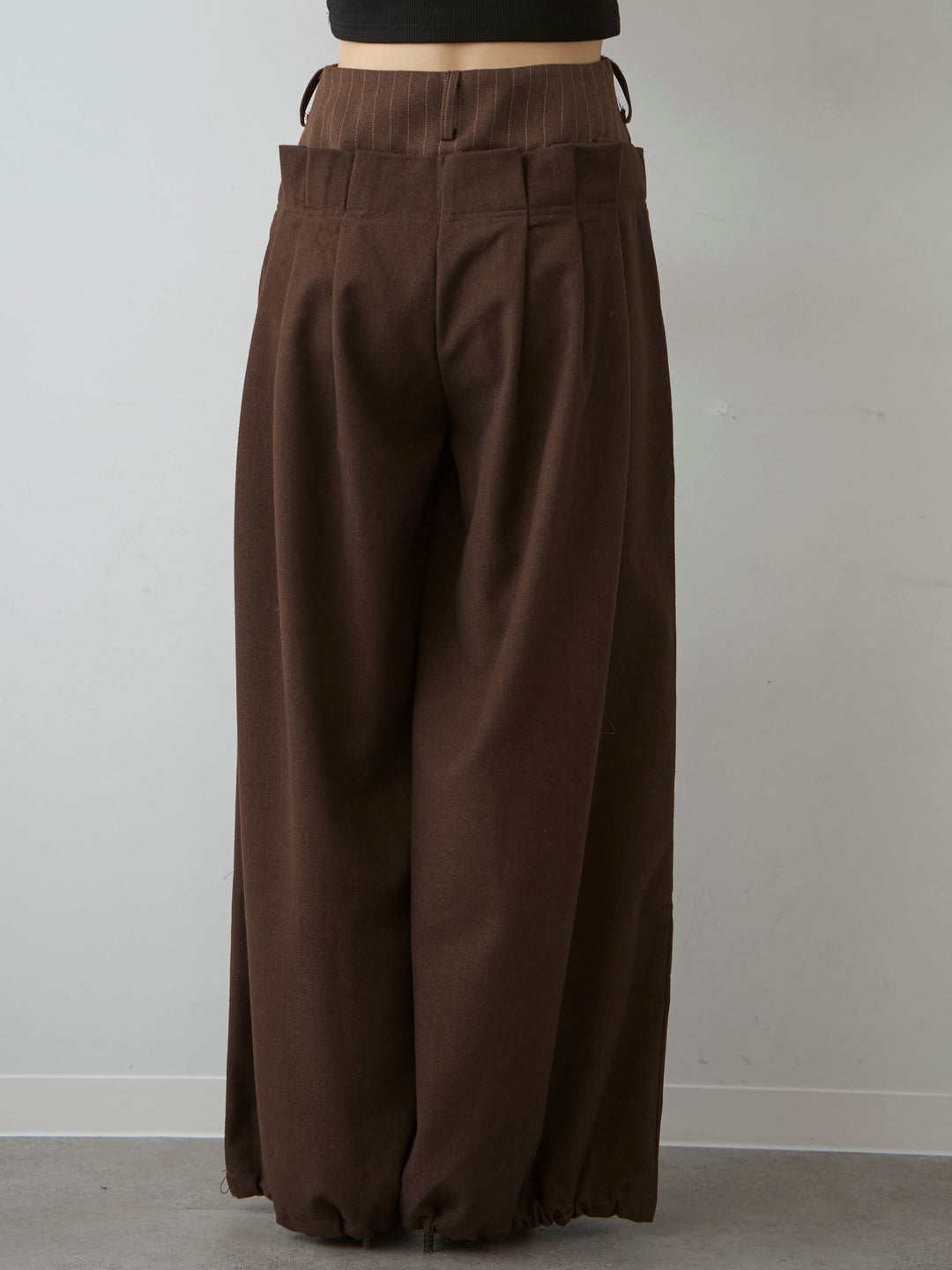 [予約]ウエストデザインドロストワイドパンツ/brown