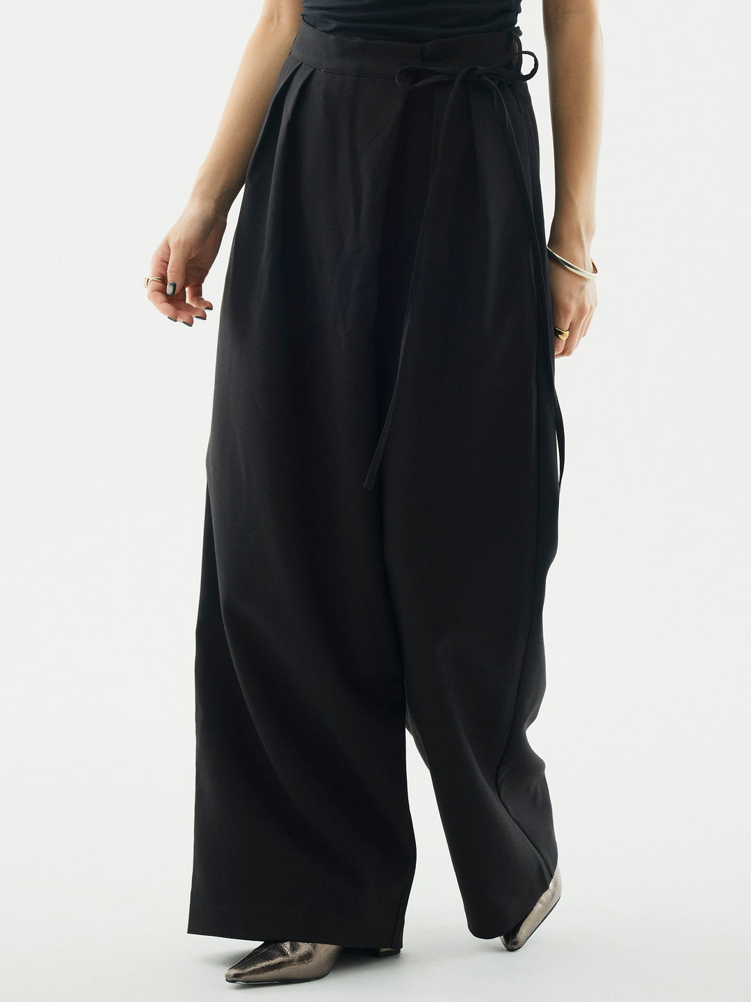 [予約]ラップデザインタックワイドパンツ/ブラック