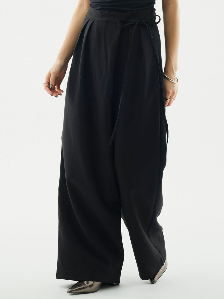 [予約]ラップデザインタックワイドパンツ/ブラック
