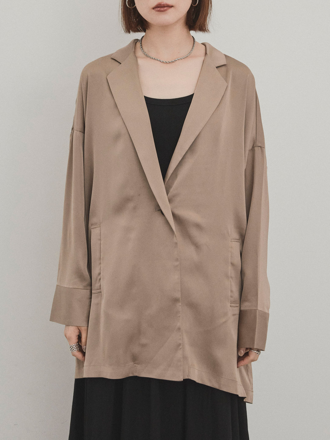 [予約]マットサテンジャケット/モカ