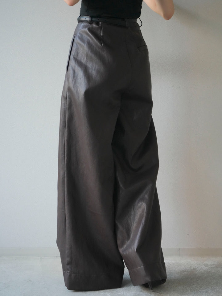 [予約]レザーワイドパンツ/brown
