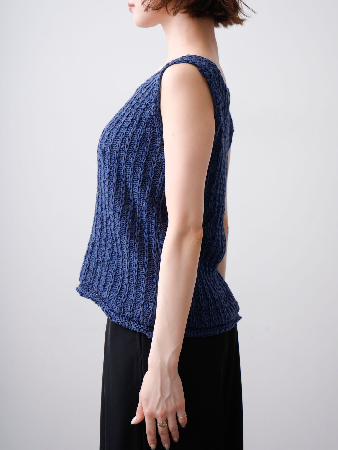 [予約]メランジケーブルニットタンクトップ/navy