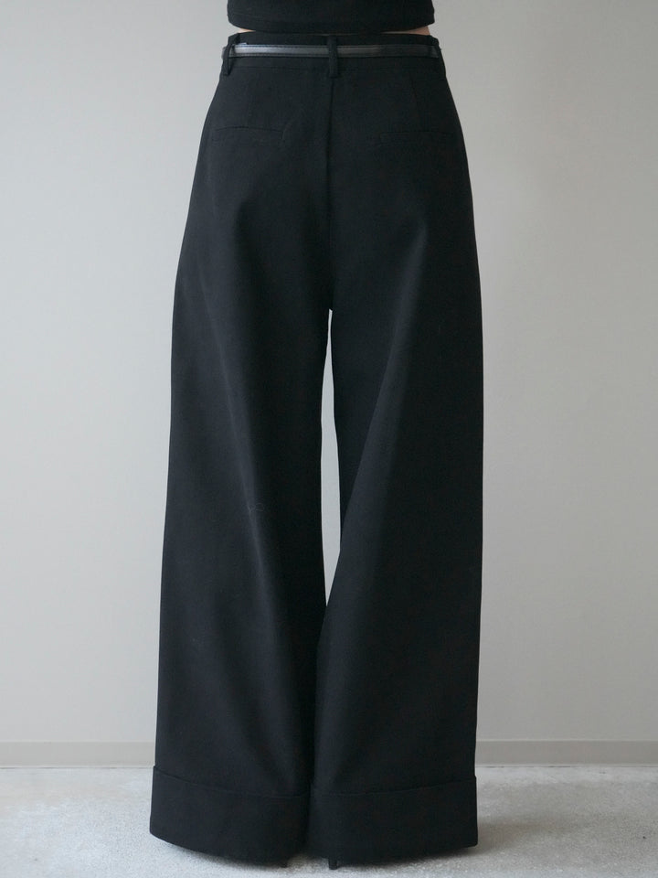 [予約]ベルト付き折り返しコットンツイルワイドパンツ/black