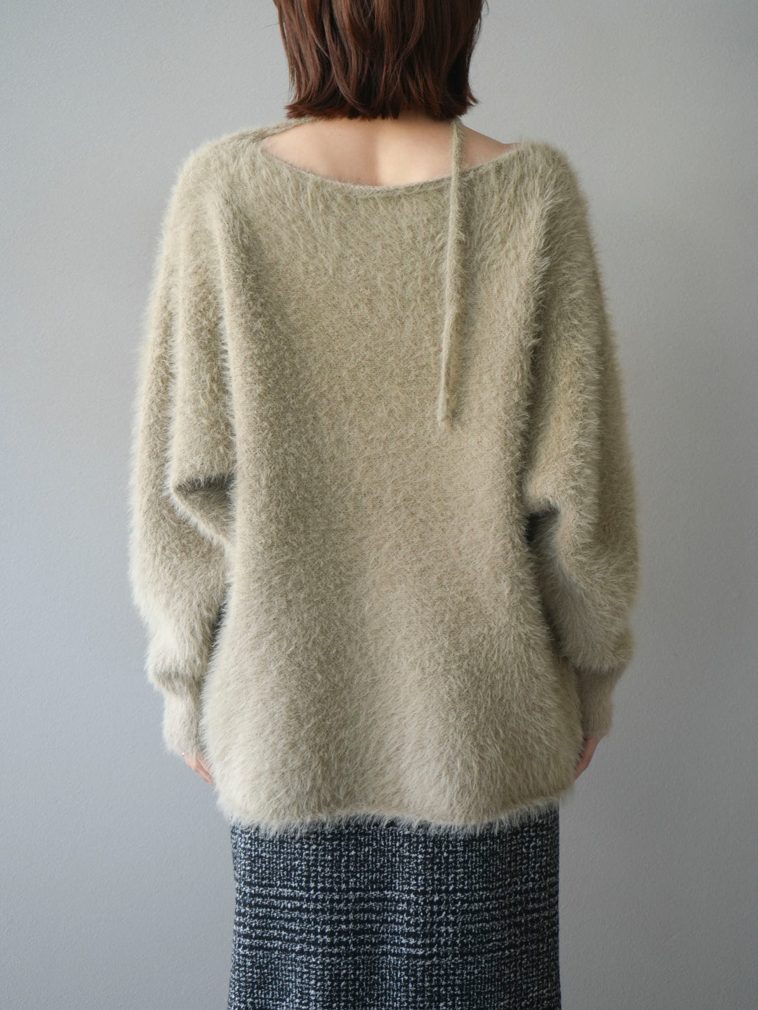 [予約]紐付きシャギーニットプルオーバー/beige