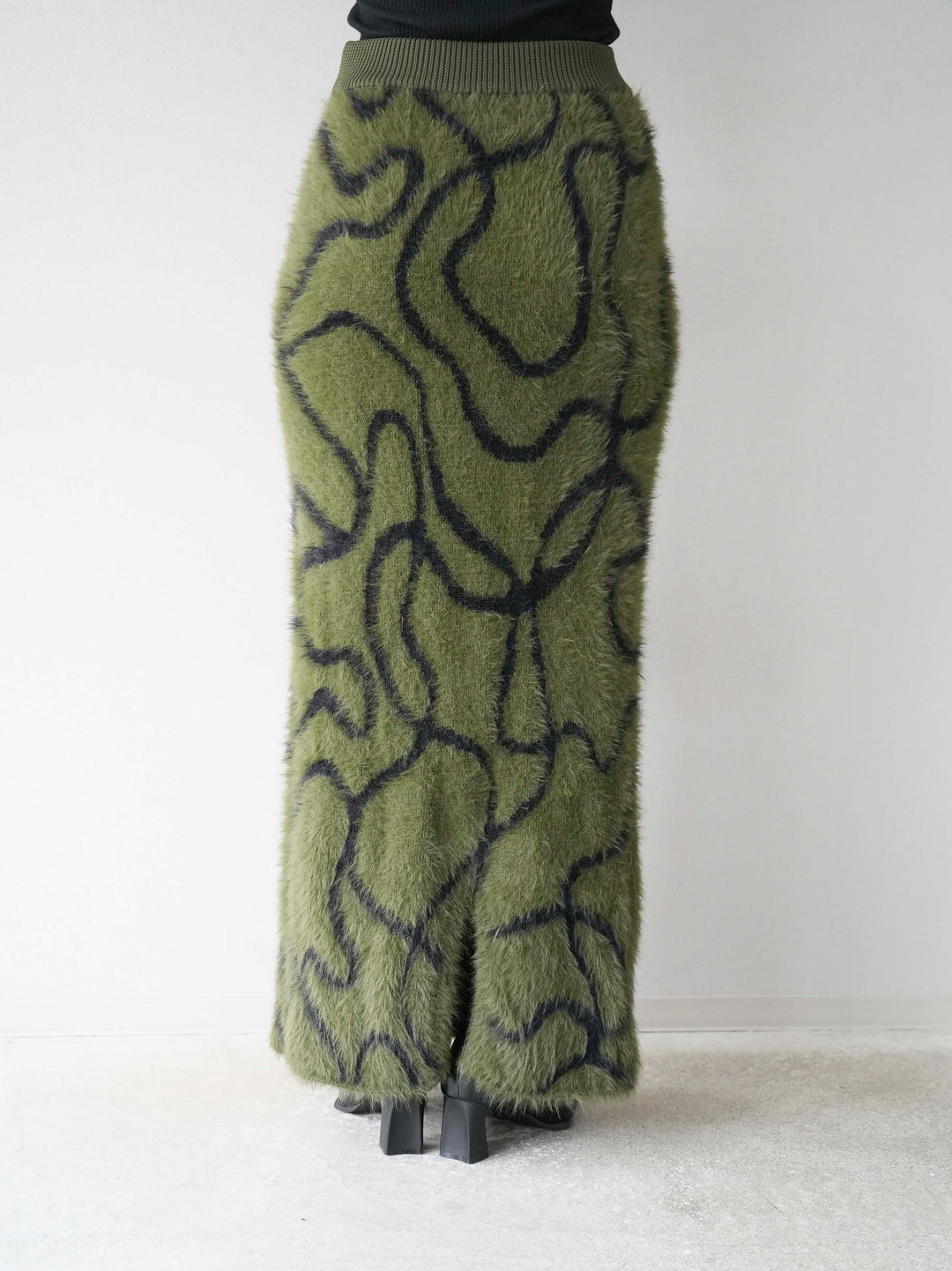 [預訂] Line 毛絨針織裙/卡其色