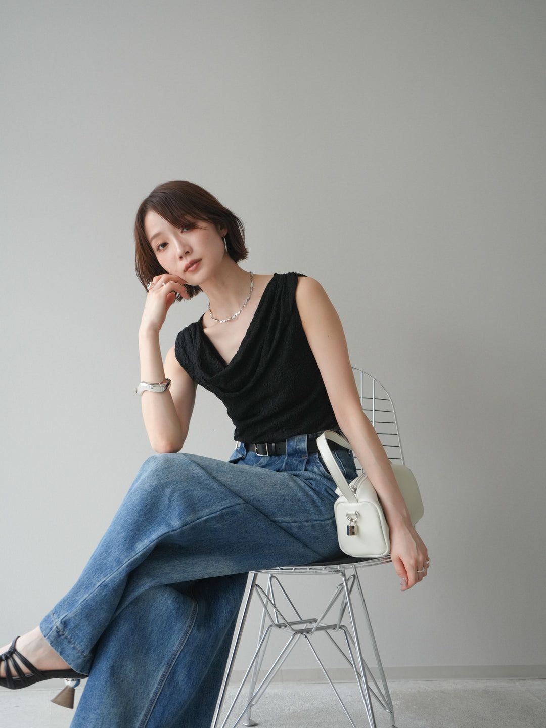 [予約]レースドレープネックアシメトップス/black
