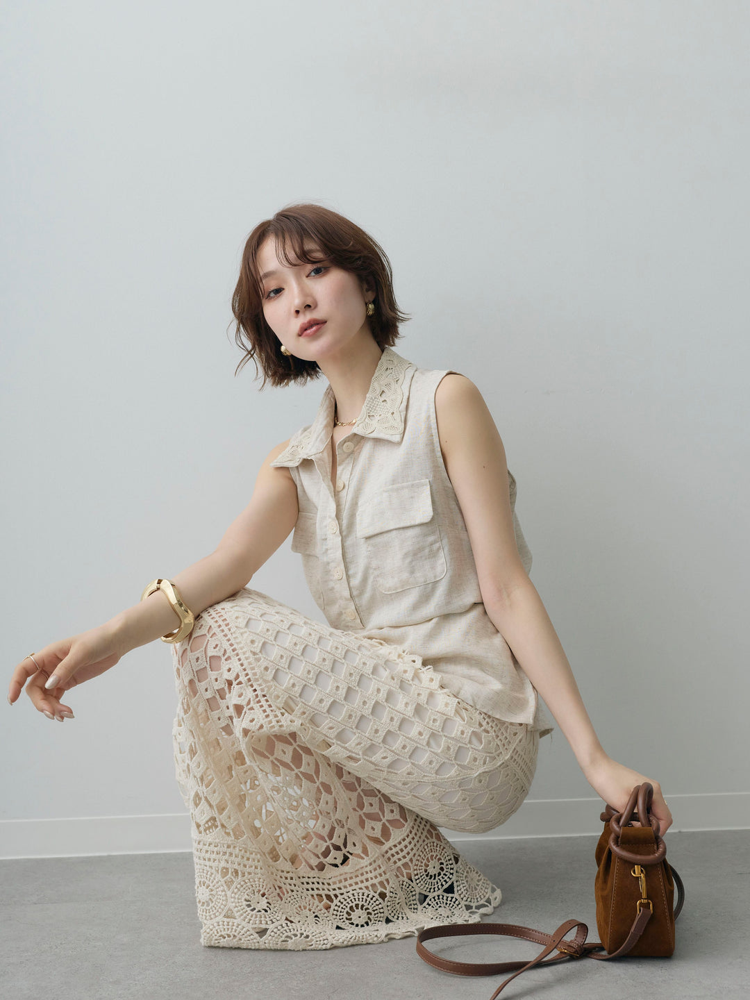 [予約]ベルト付レースカラーWポケットノースリシャツ/beige