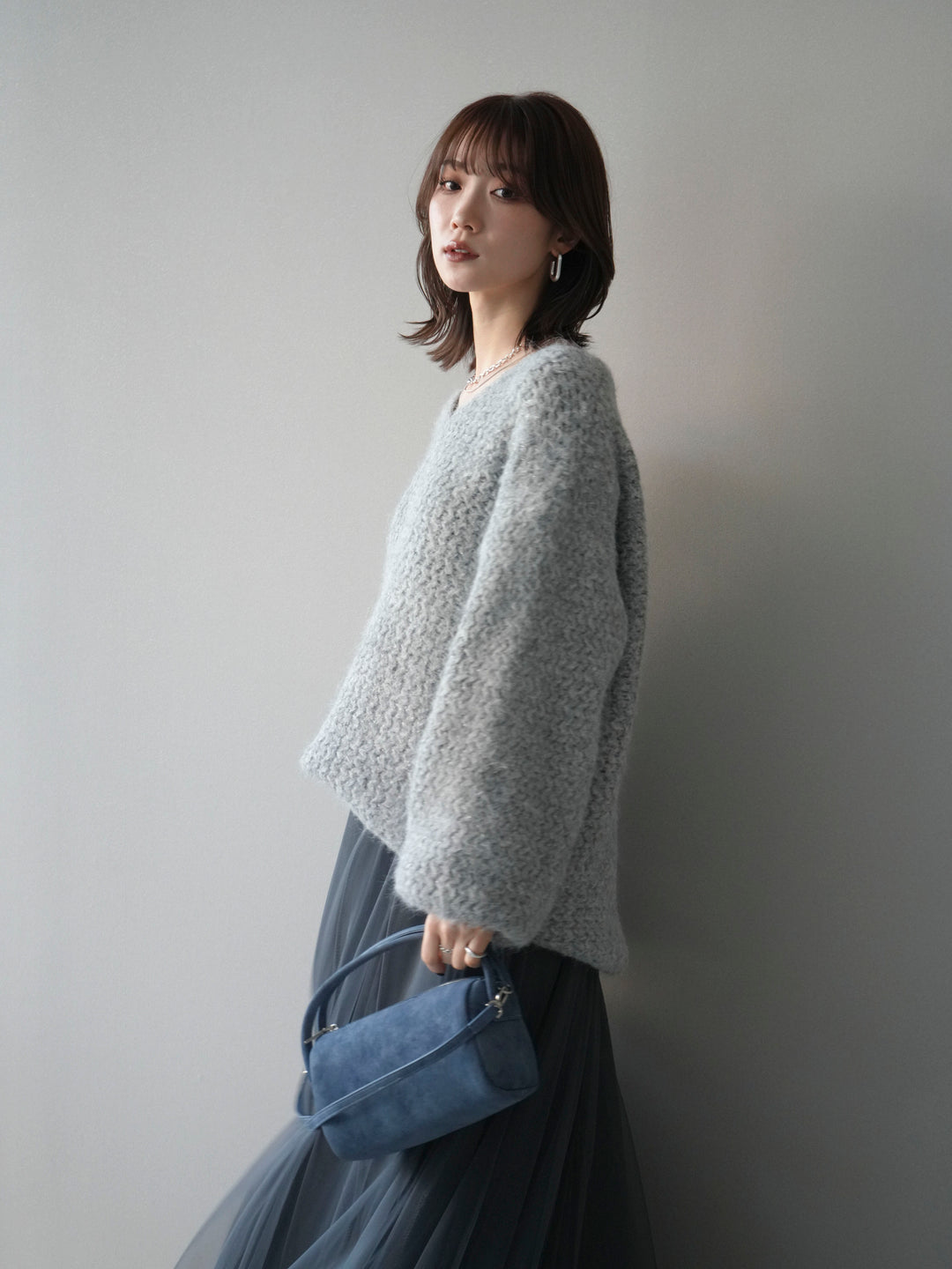 [予約]ウールタッチラメミックスヤーンVネックニットプルオーバー/lightgray