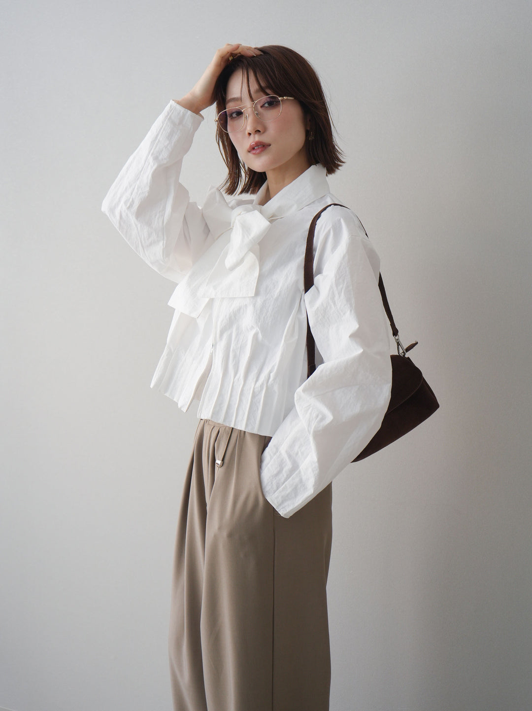 [SET]ボウタイ裾プリーツライトジャケット+ベルト付キーホルダーモチーフワイドパンツ(2set)