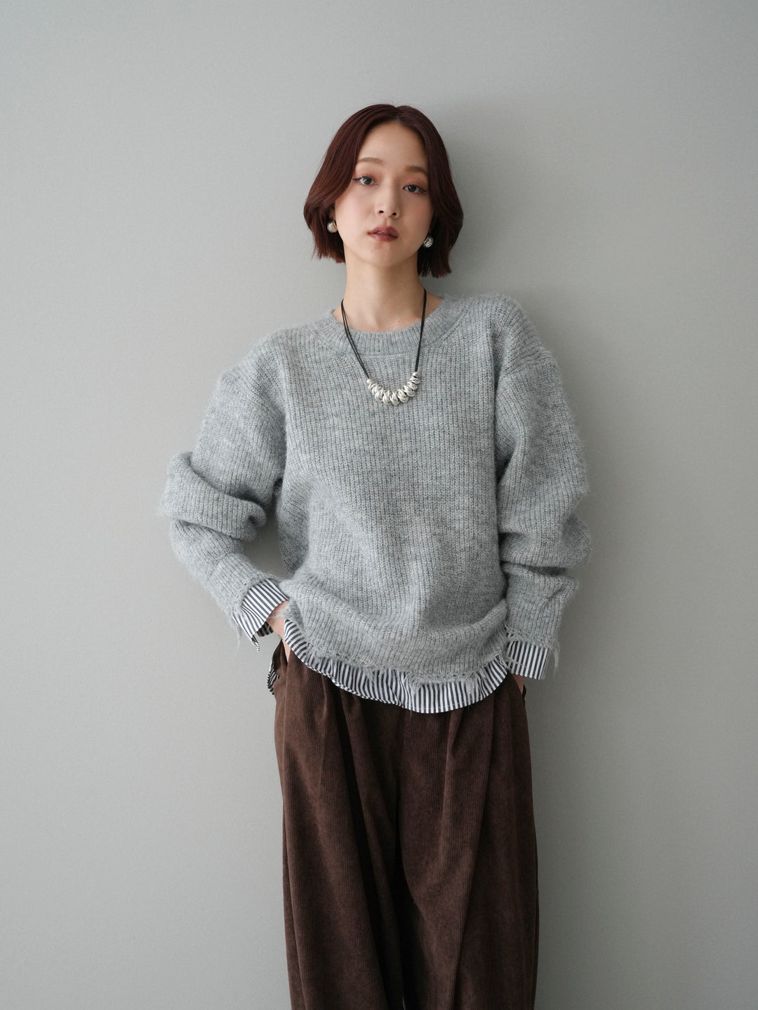 [SET]裾シャツレイヤードダメージニットプルオーバー+コーデュロイサイドタックコクーンパンツ(2set)