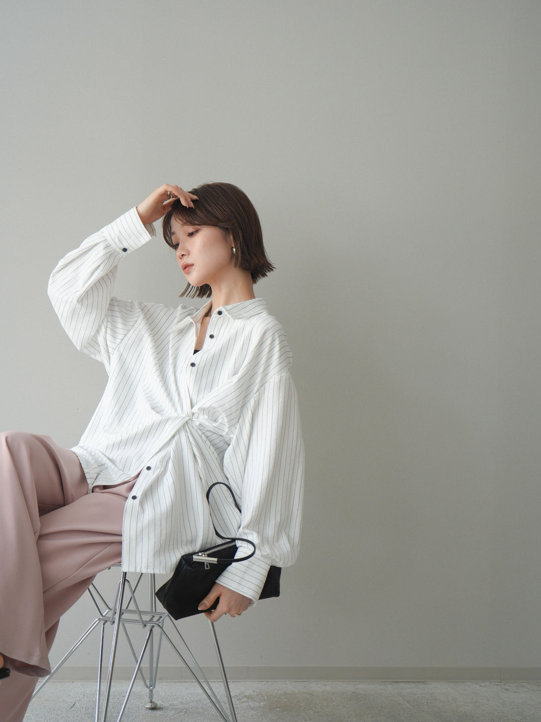 [SET]2WAYカシュクールストライプブラウス+ベルト付キーホルダーモチーフワイドパンツ(2set)