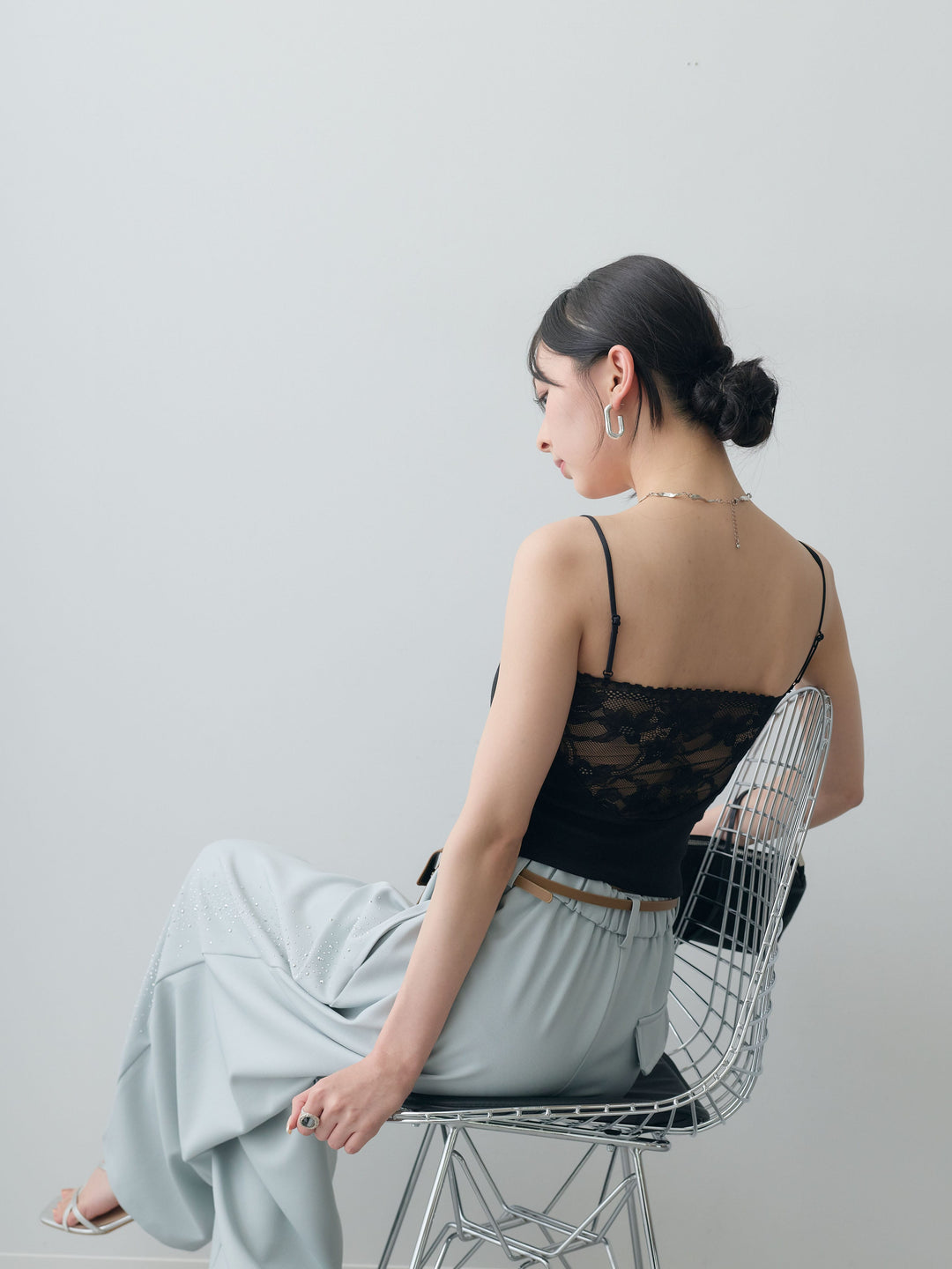 [SET]カップ付バックレースキャミソール+ポーチベルト付サイドビジュータックワイドパンツ(2set)
