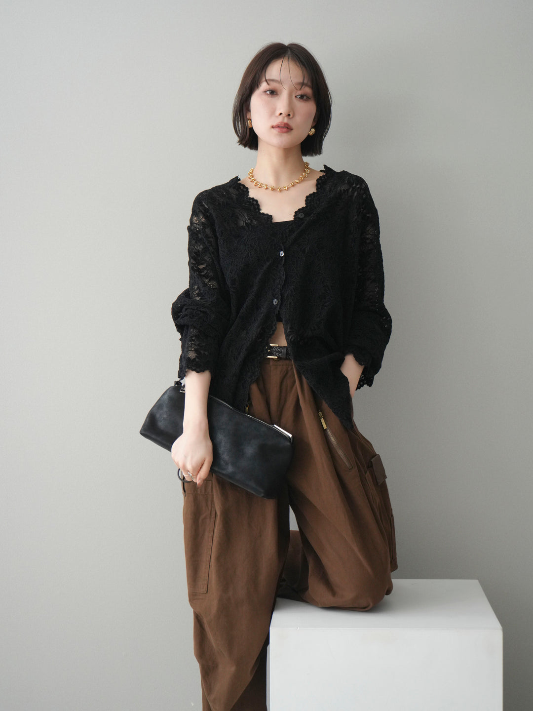 [予約]Vネックレースブラウス/black