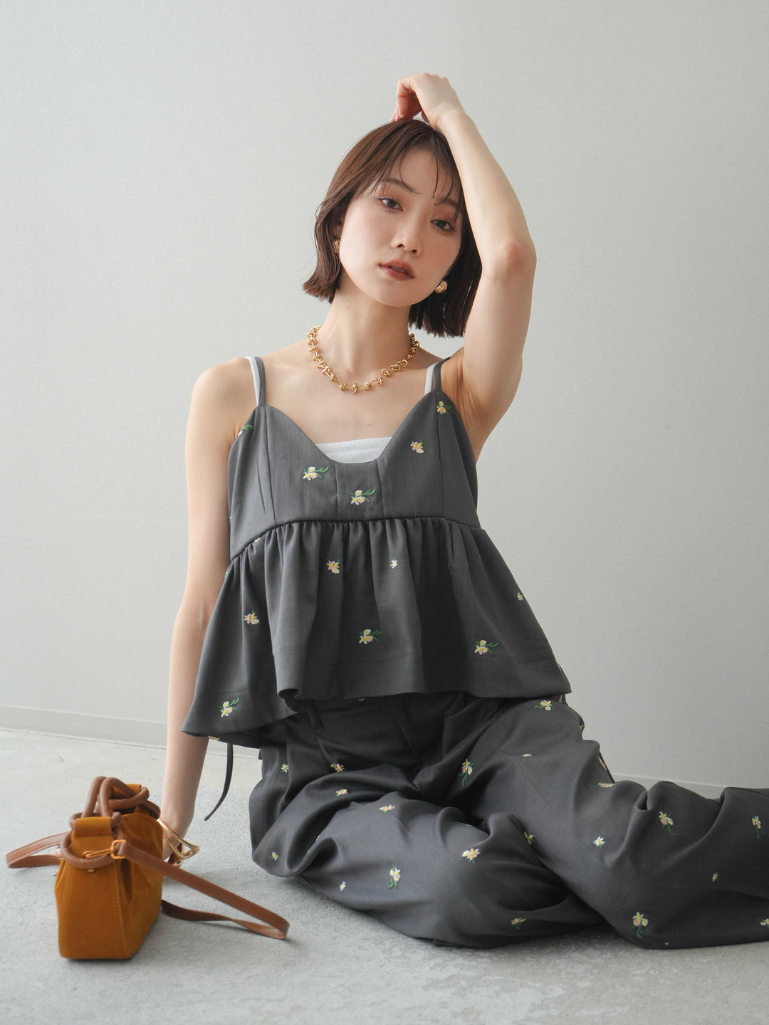 [SET]フラワー刺繍ビスチェ+フラワー刺繍タックパンツ(2set)