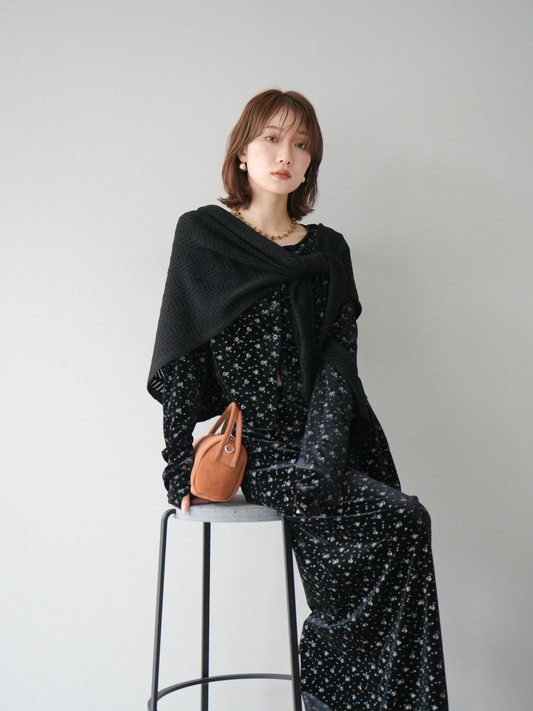 [予約]ベロアフラワープリントカーディガン/ブラックxイエロー