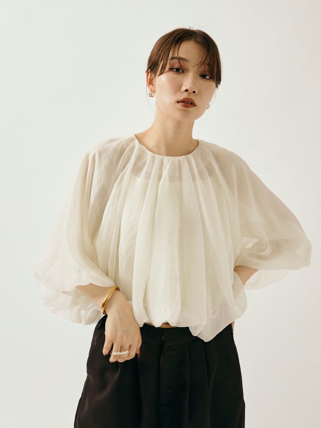 【Allure】[SET]オーガンジーバルーンショートブラウス+オーガンジーバルーンショートブラウス(2set)