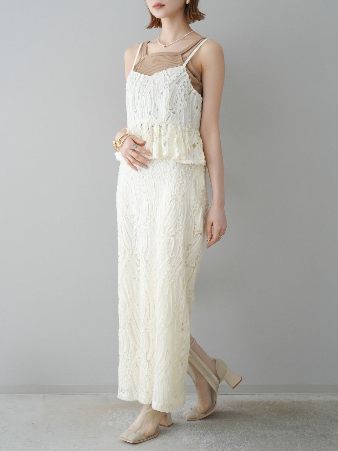 [預訂] 提花線蕾絲I字裙/象牙白