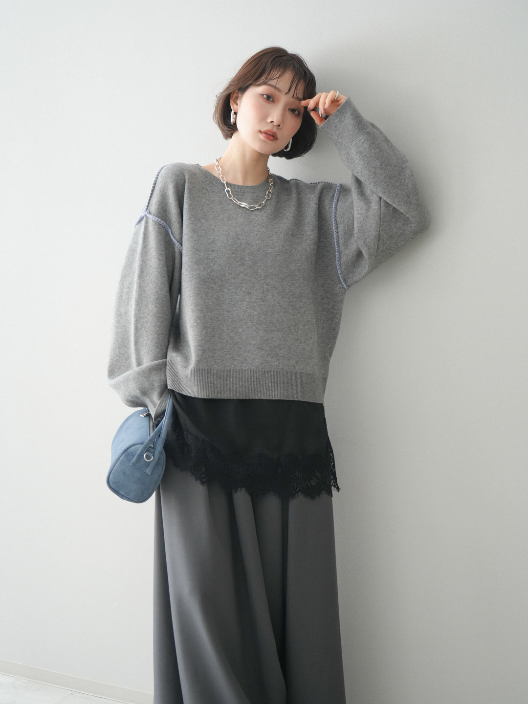 [予約]バックロゴ刺繍配色ステッチニットプルオーバー/gray