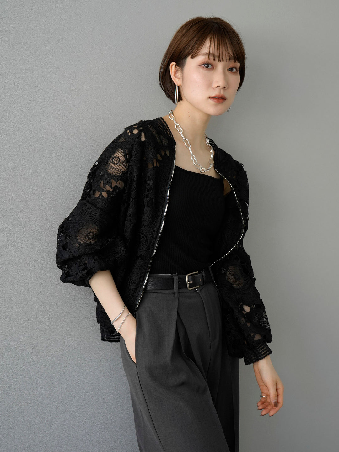 [Mix and match set] [SET] Full lace blouson + different material lace switching blouson + double strap cut rib bra camisole (3 sets)