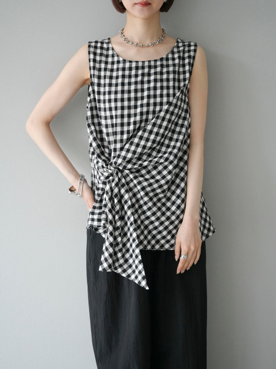 [SET] 前裹式無袖上衣+麻質下擺回型寬褲（2件組）