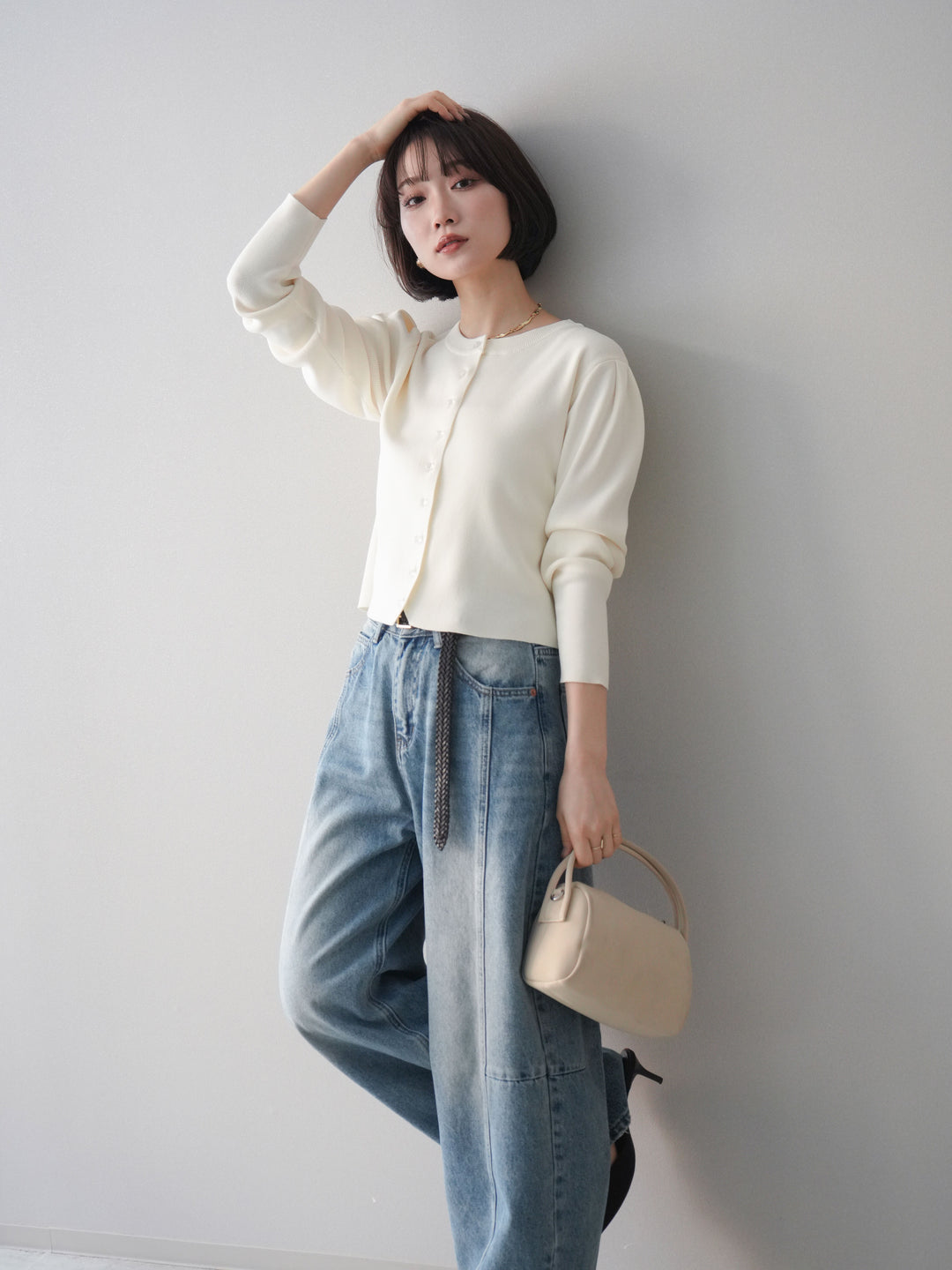 [予約]クリアボタンタックニットカーディガン/ivory