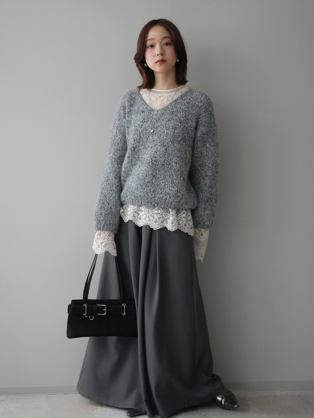 [SET]Vネックミックスヤーンニットプルオーバー+チュールレーストップス+テープベルトタックバギーパンツ(3set)