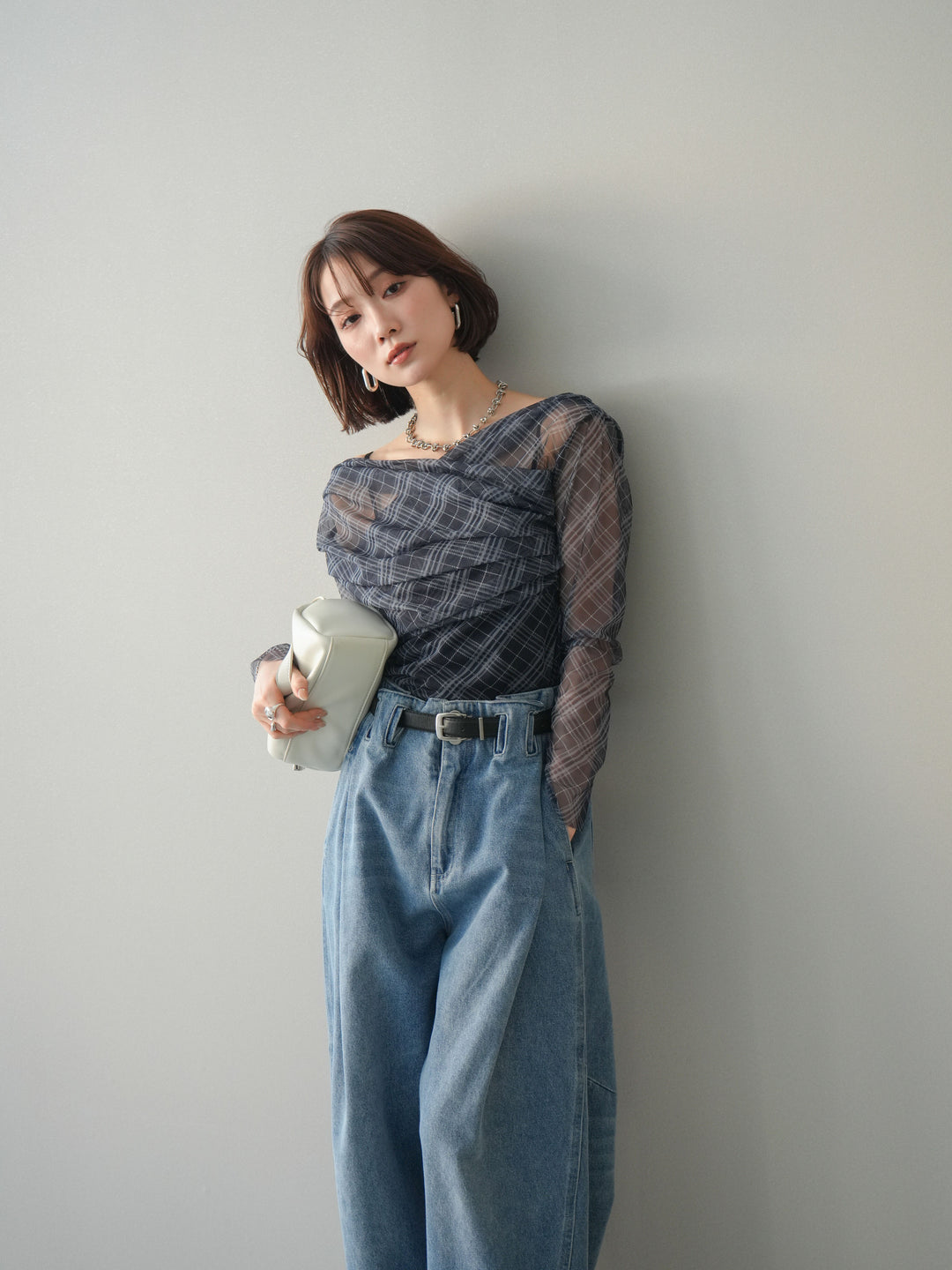 [予約]チュールバイアスチェックプリントタックネックトップス/navy