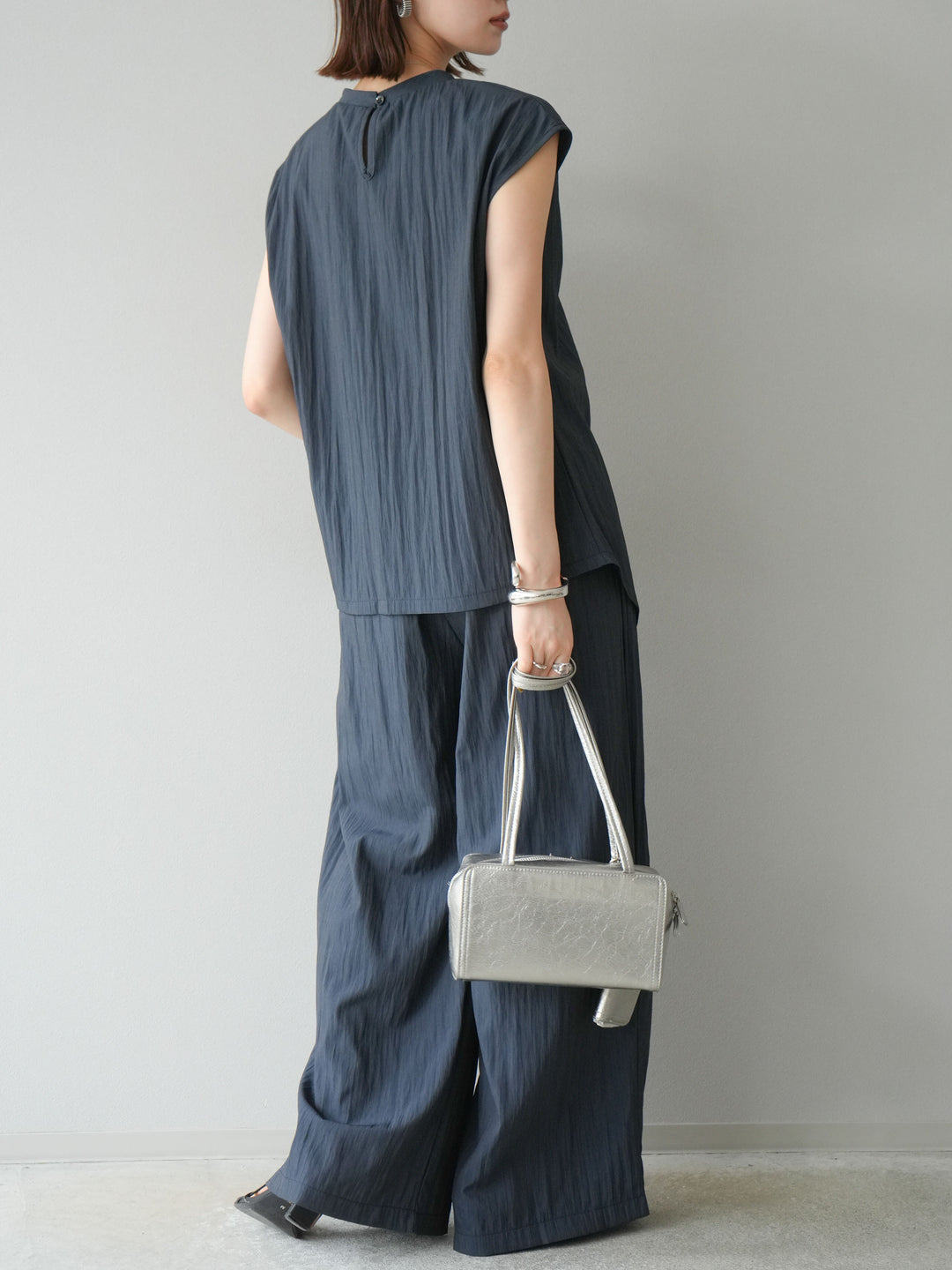 [SET] 不對稱套頭衫＆寬褲 SET UP（2套）