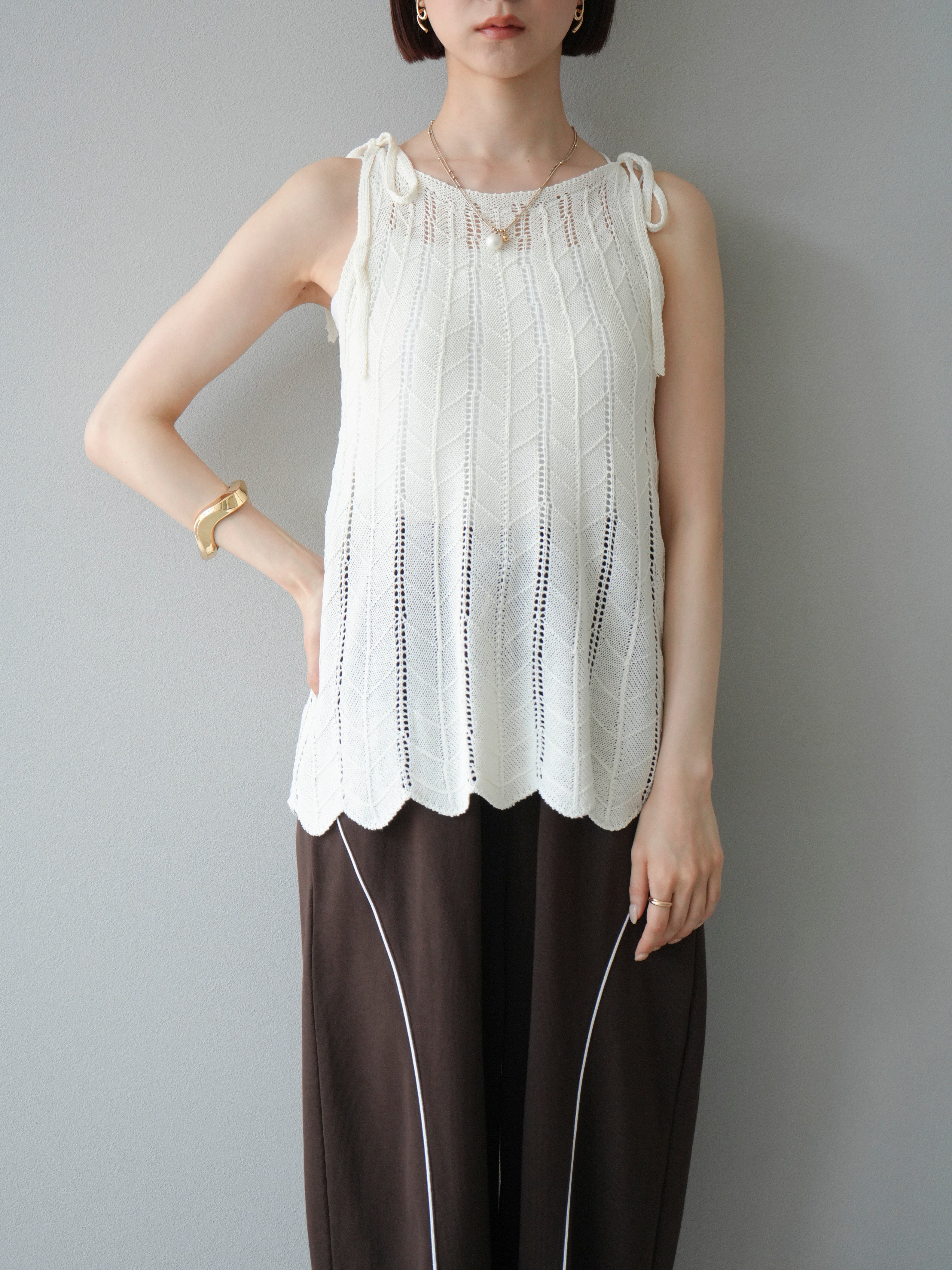 予約]透かしニットキャミソール/オフホワイト – Lumier