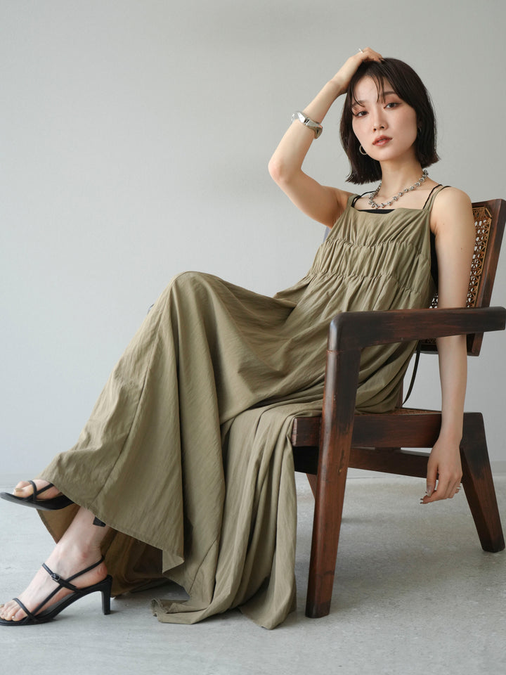 [SET]レーヨンシャーリングキャミワンピース+カップ付きバッククロスキャミソール(2set)