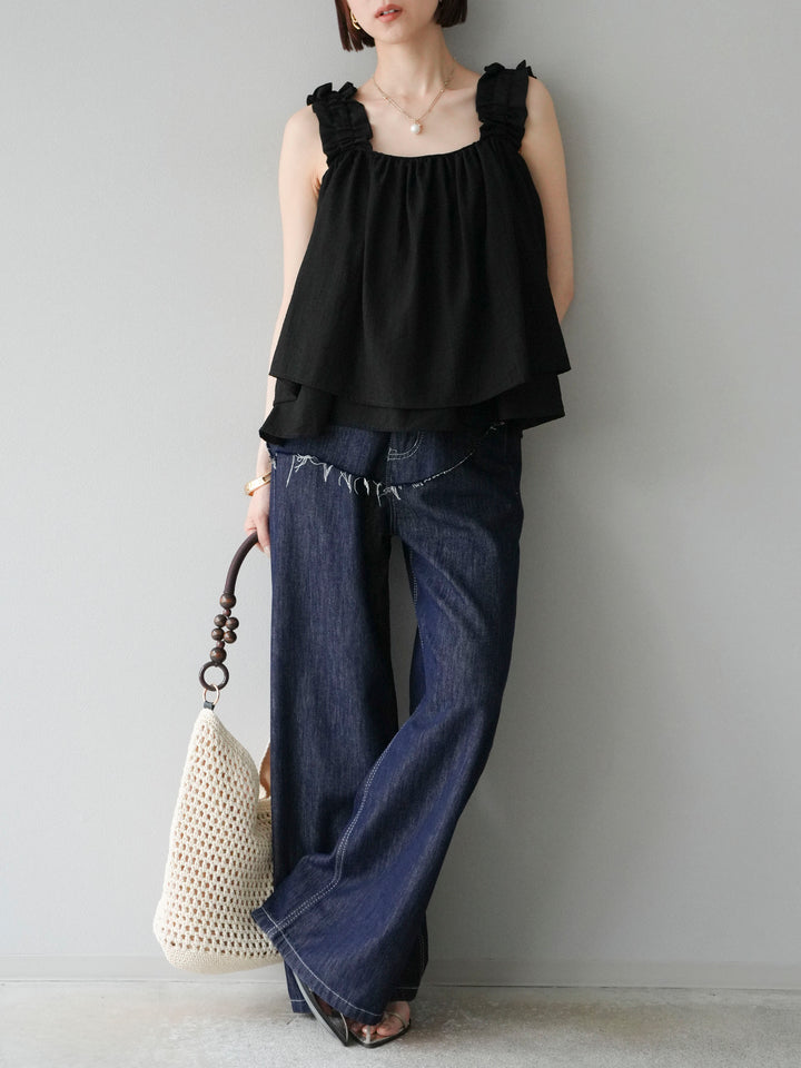 [SET] 縮肩喇叭背心 + 臀部設計牛仔褲 (2 件套)