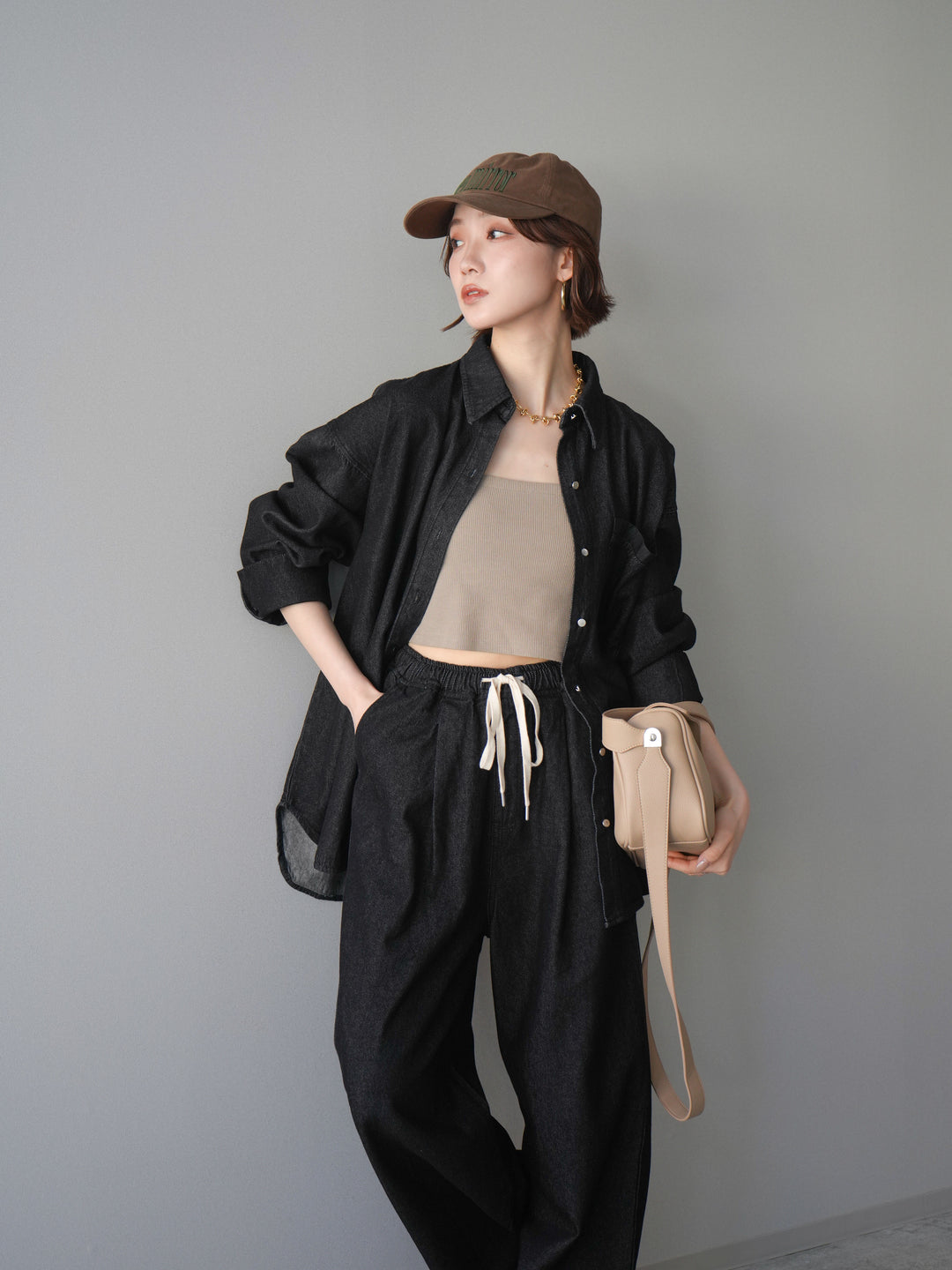 [SET]ポイントレザーオーバーデニムシャツ+ドロストワイドデニムパンツ(2set)