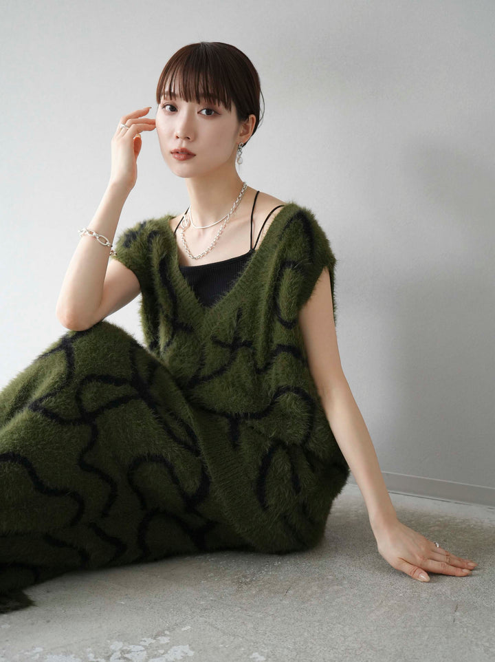 [予約]ラインシャギーニットベスト/カーキ