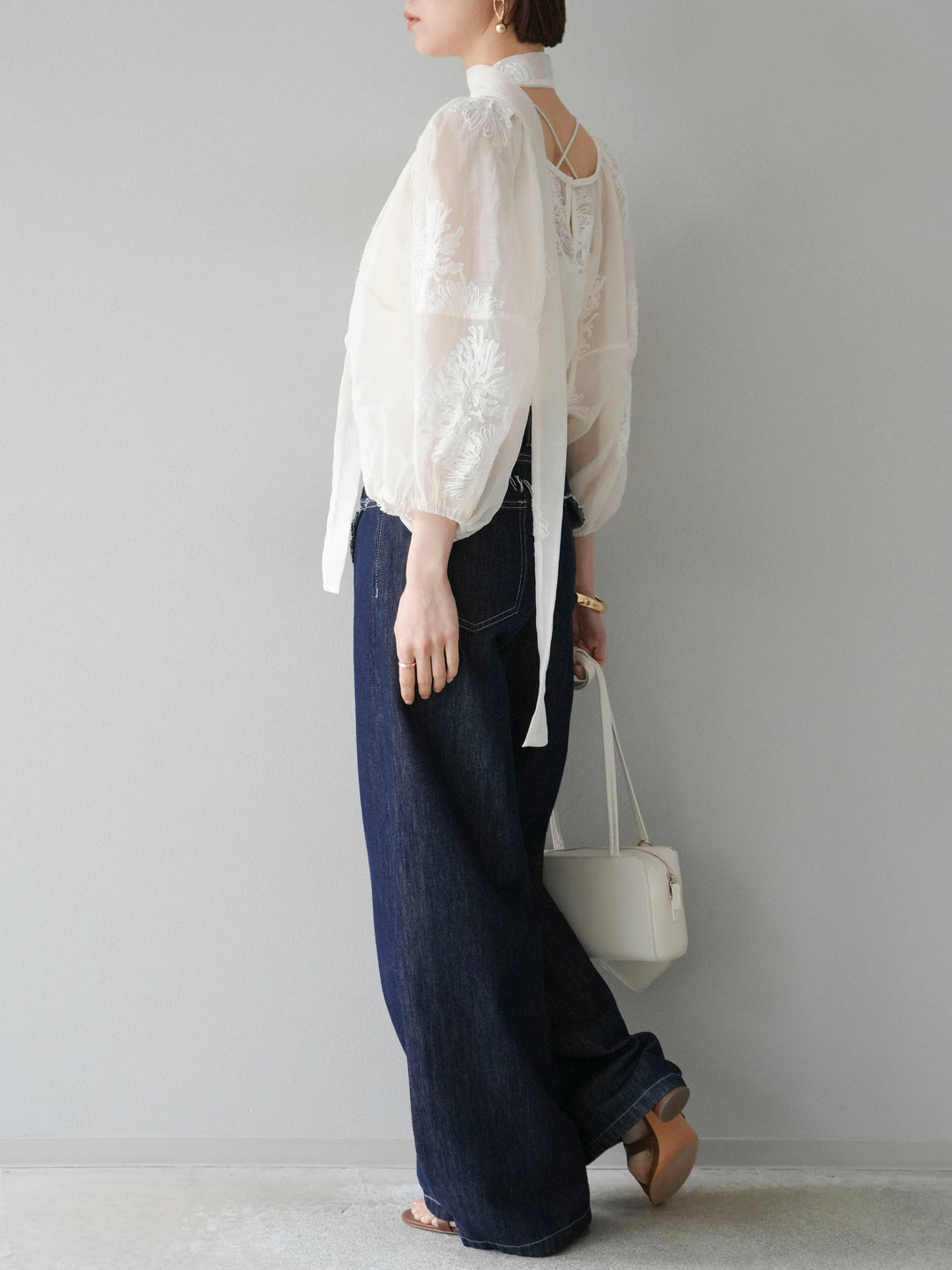 [SET]刺繍シアーバルーンスリーブブラウス+ヒップデザインデニムパンツ(2set)