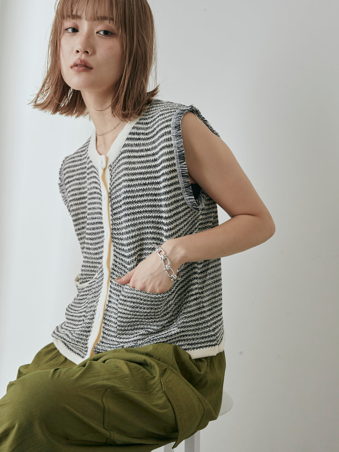 [予約]ボーダー袖フリンジニットベスト/オフ