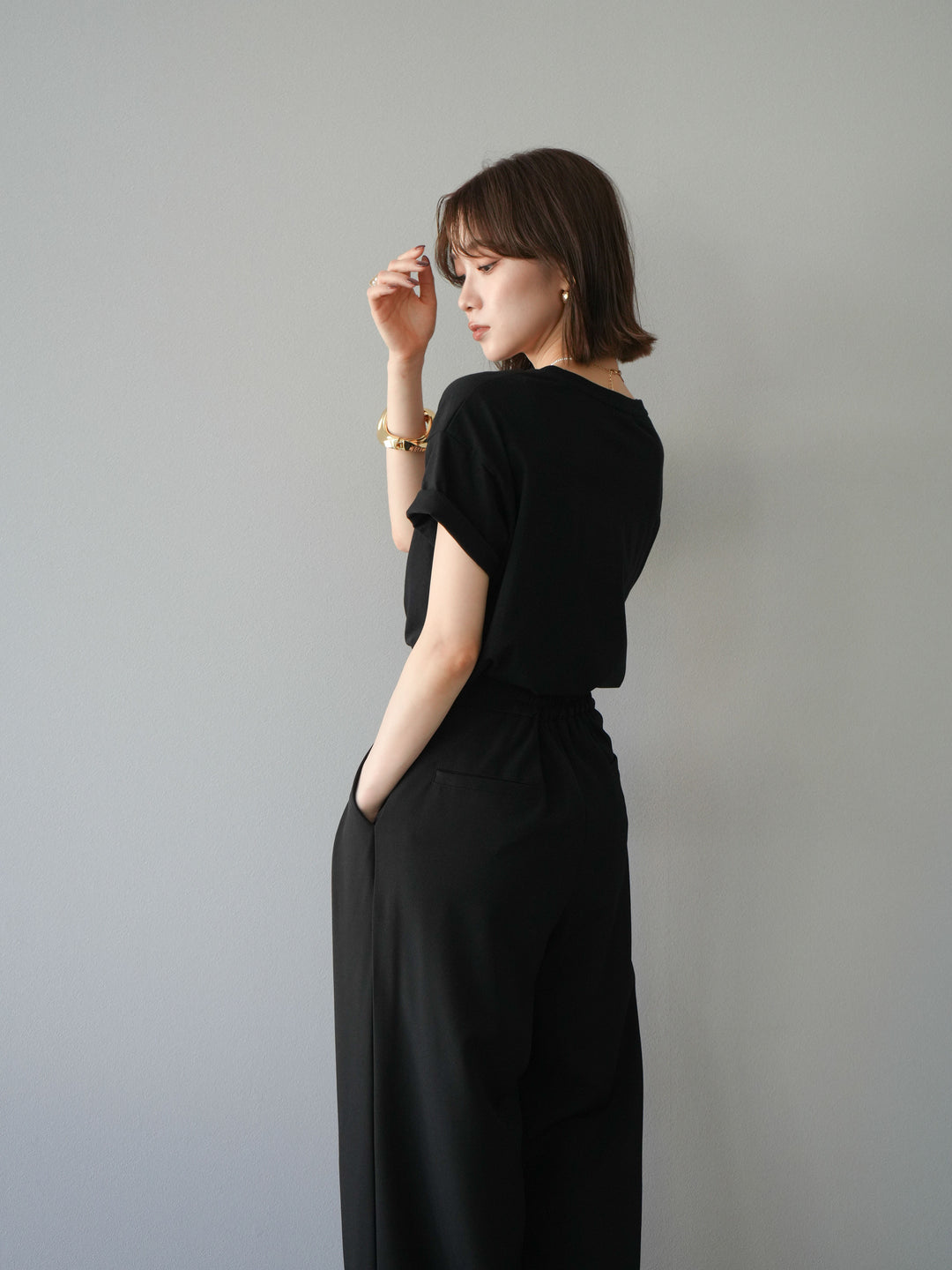 [予約]デザインロゴ刺繍Tシャツ/ブラック