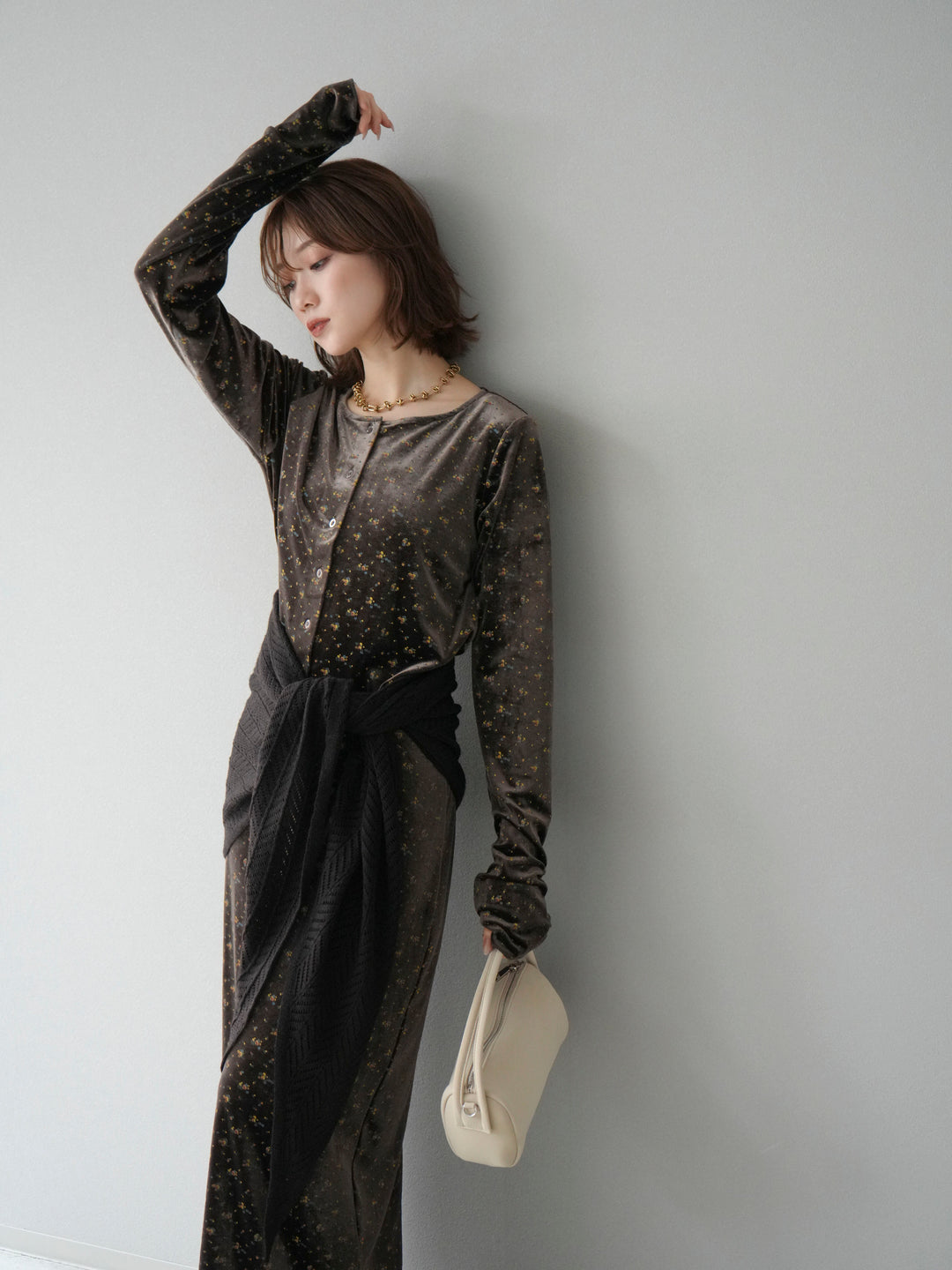 [SET]ベロアフラワープリントカーディガン+ベロアフラワープリントIラインスカート(2set)