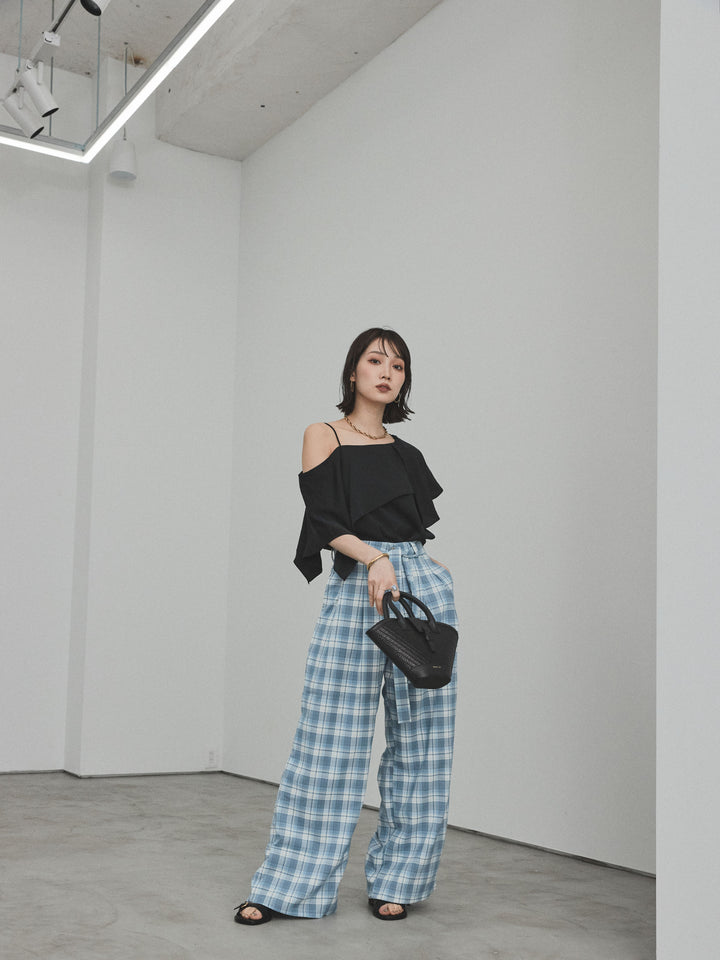 [SET]ワンショルラッフルブラウス+チェック柄ワイドパンツ(2set)