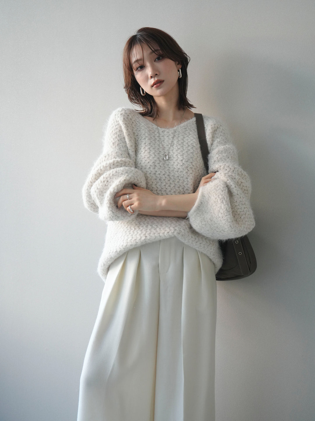 [予約]ウールタッチラメミックスヤーンVネックニットプルオーバー/ivory