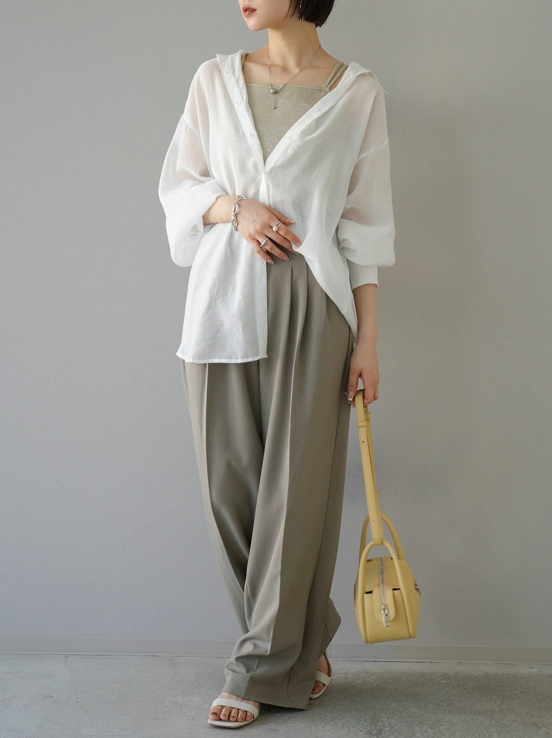 [Pre-order] 3-pleat wide pants/beige