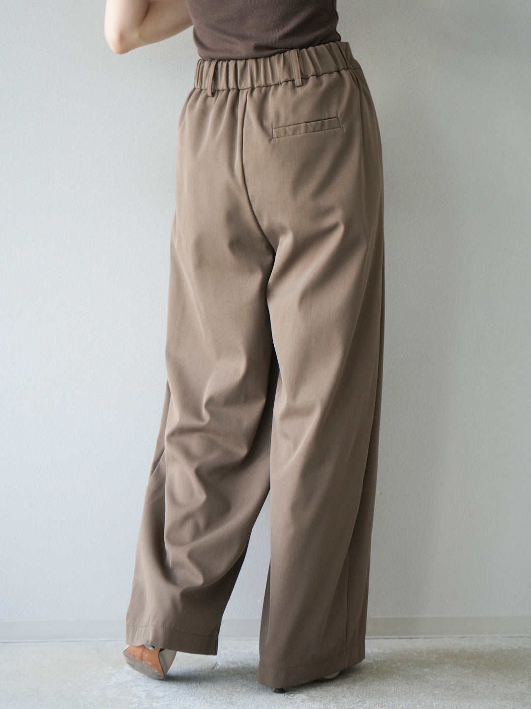 [予約]タックデザインワイドパンツ/ブラウン