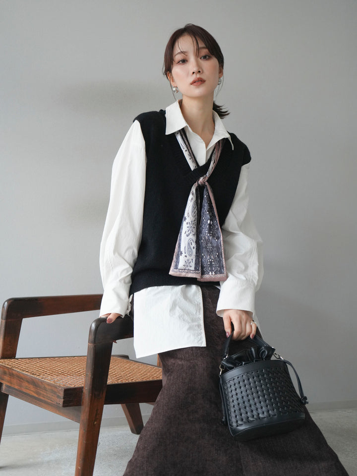 [予約]スカーフ付きニットベスト/black