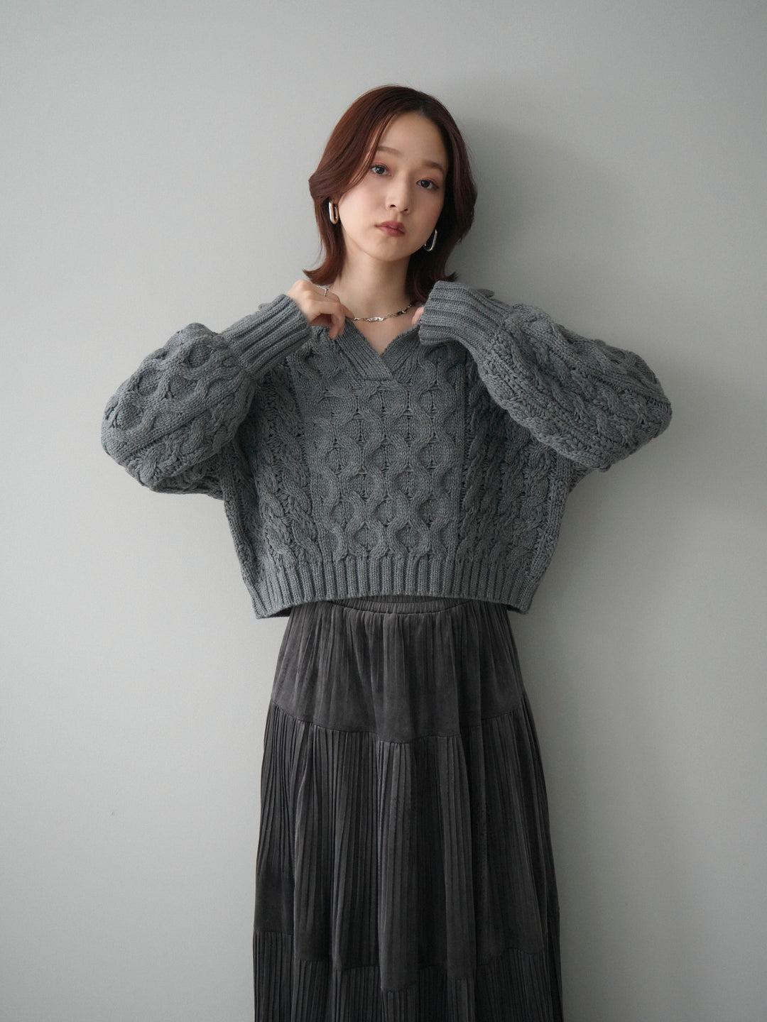[SET]バルキーケーブルクロップド開襟プルオーバー+ベロアティアードワッシャースカート(2set)