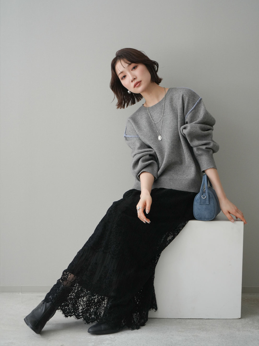 [予約]バックロゴ刺繍配色ステッチニットプルオーバー/gray