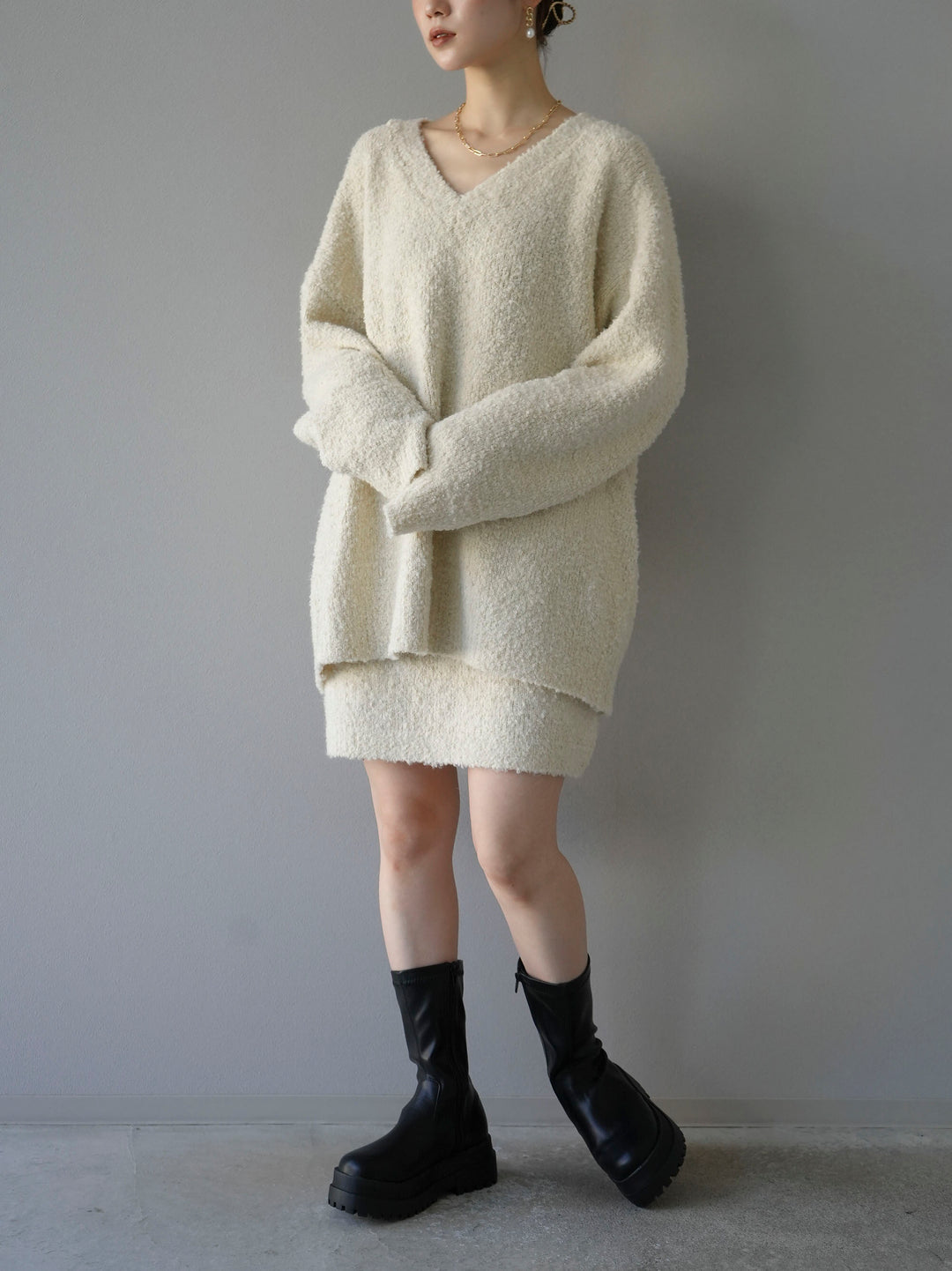 [SET] 橢圓針織衫 & 迷你裙 SET UP