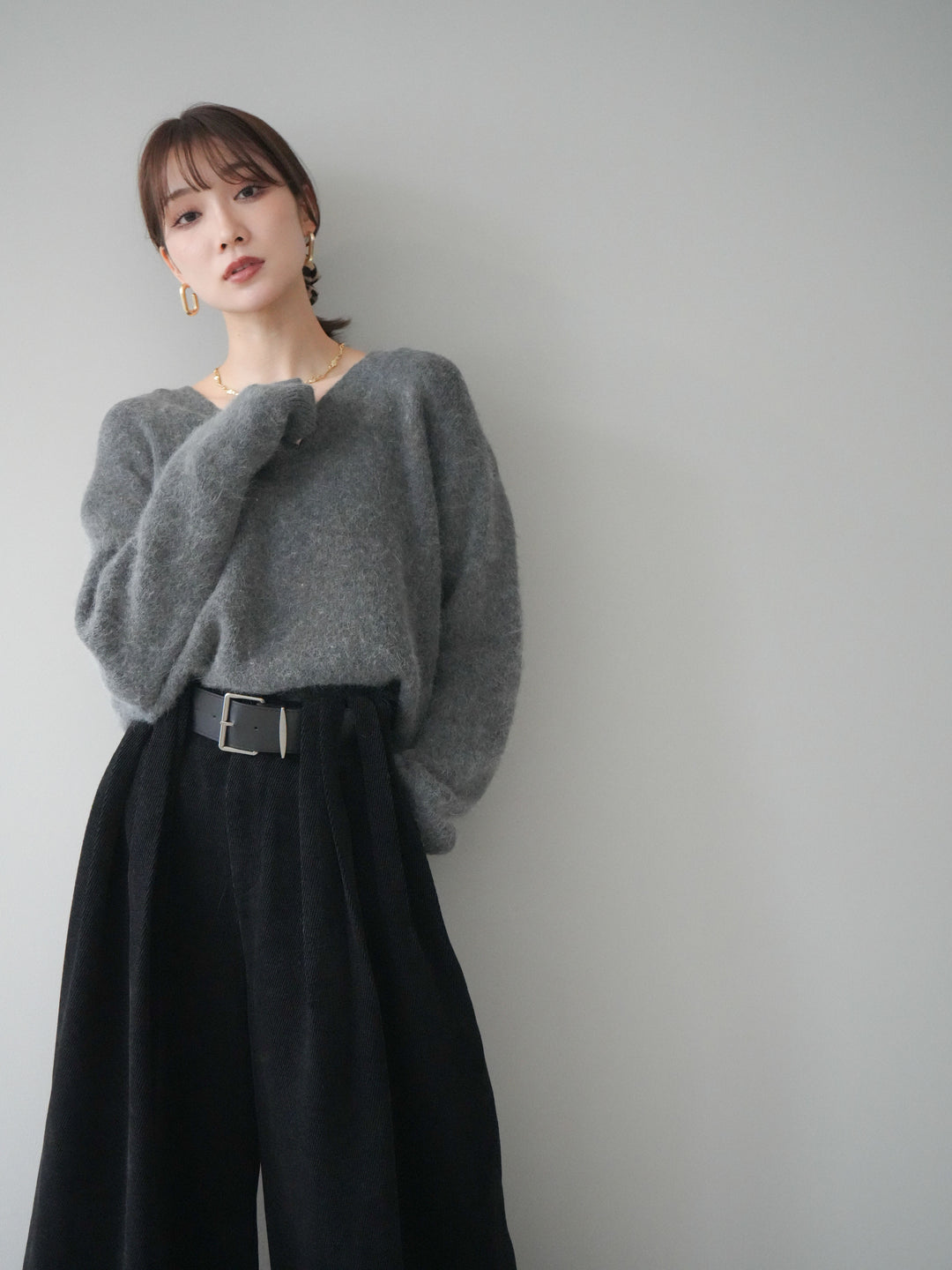 [予約]シュシュ付きアンゴラタッチVネックニットプルオーバー/gray