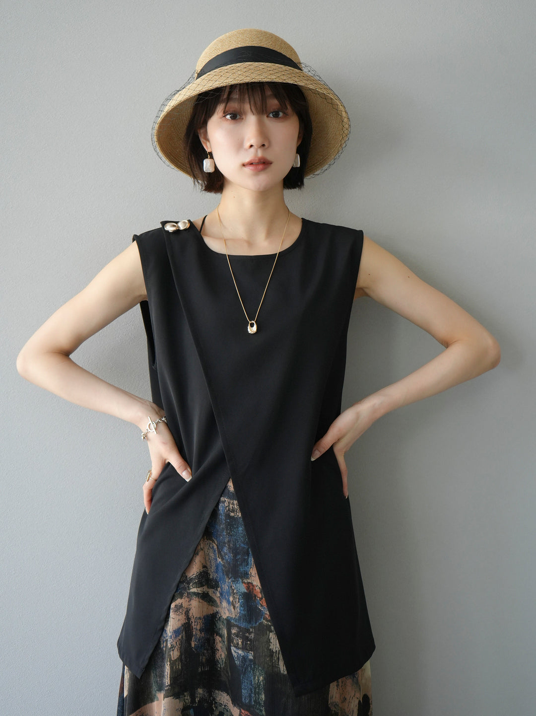 [Pre-order] Nuanced Pattern Back Cross Camisole Dress/Navy