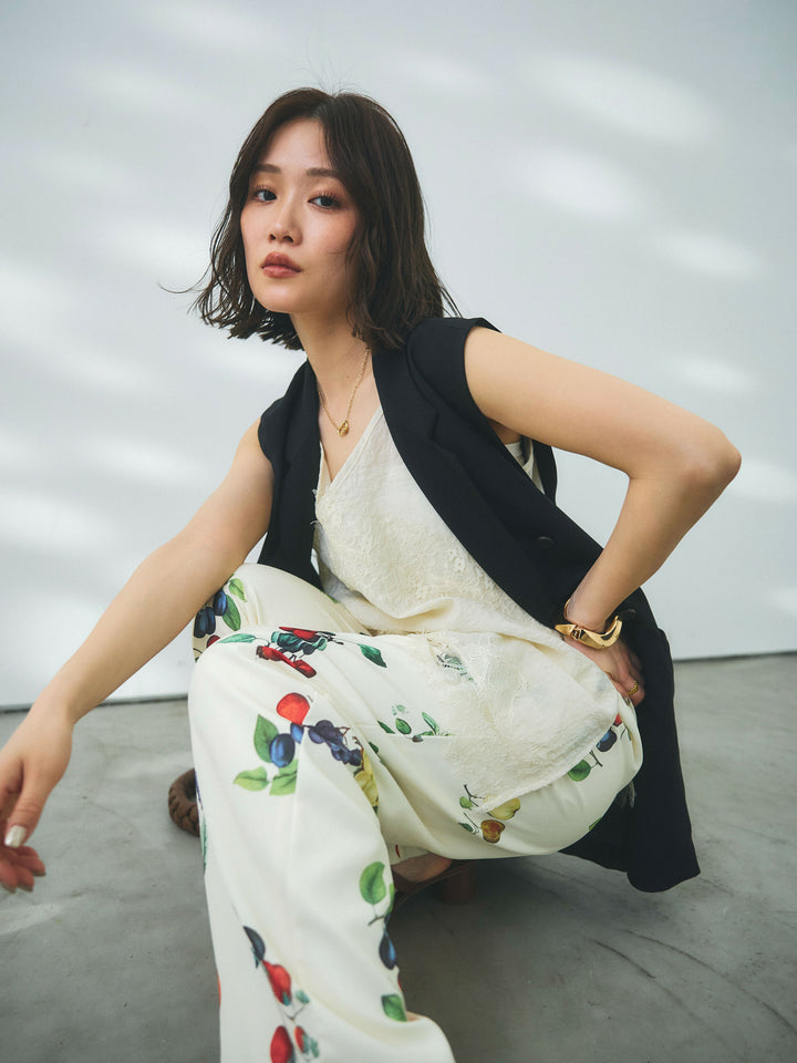 【魅力】[套裝] 混色中長款修身馬甲 + 植物印花休閒褲（兩件套）