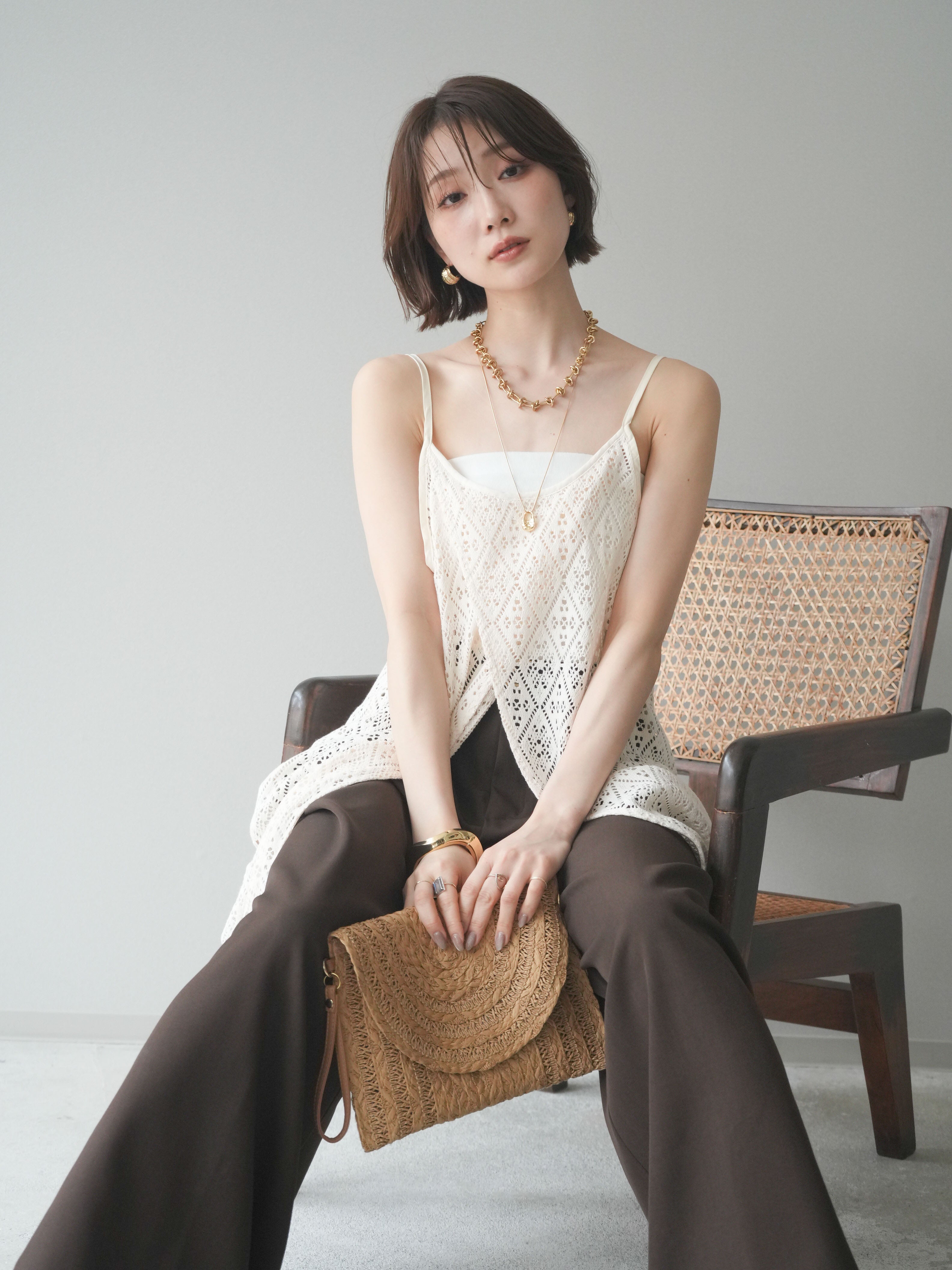3D Embroideryチュニックキャミ ホワイト 予約]透かし編スリットキャミチュニック/ivory – Lumier