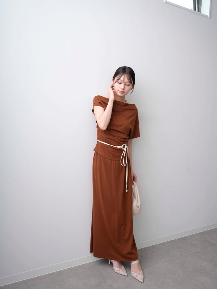 [SET]ベルト付アシメドレープカットソー＆スリットIラインスカートSET UP(2SET)